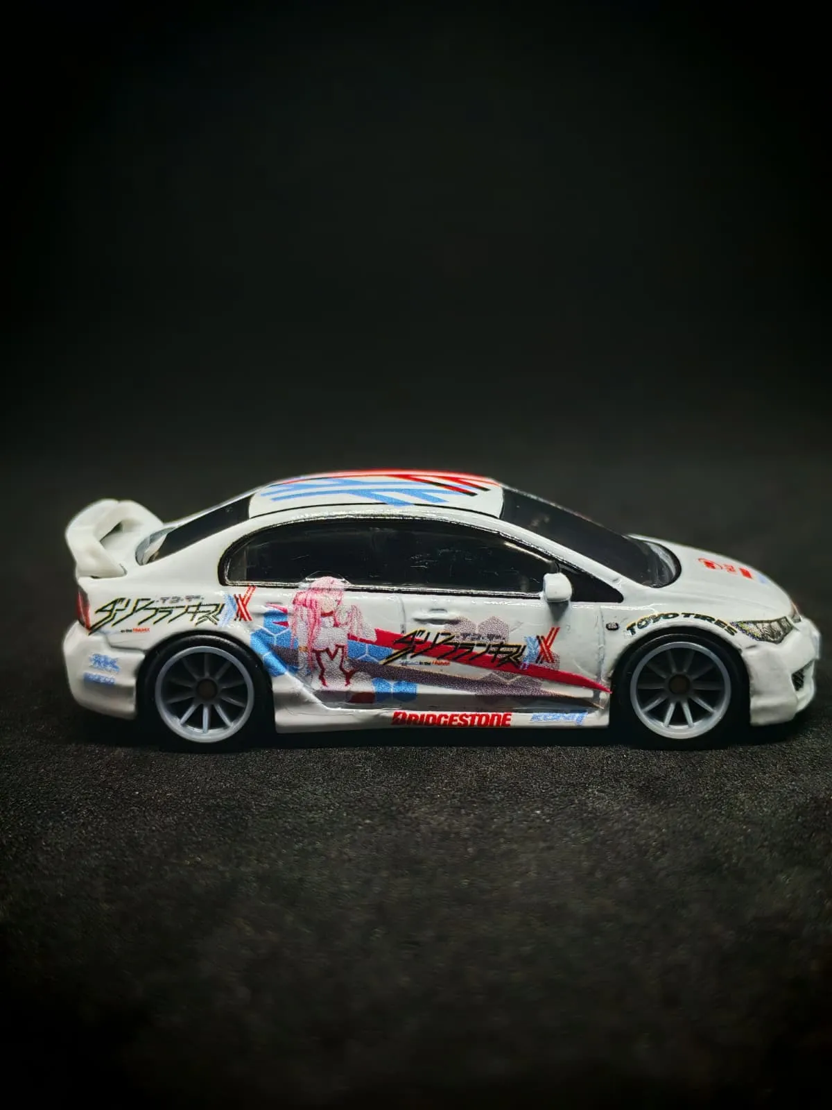 Zero Two (Eski) 1/64 custom decal uygulama görseli 6 | Unicarts64