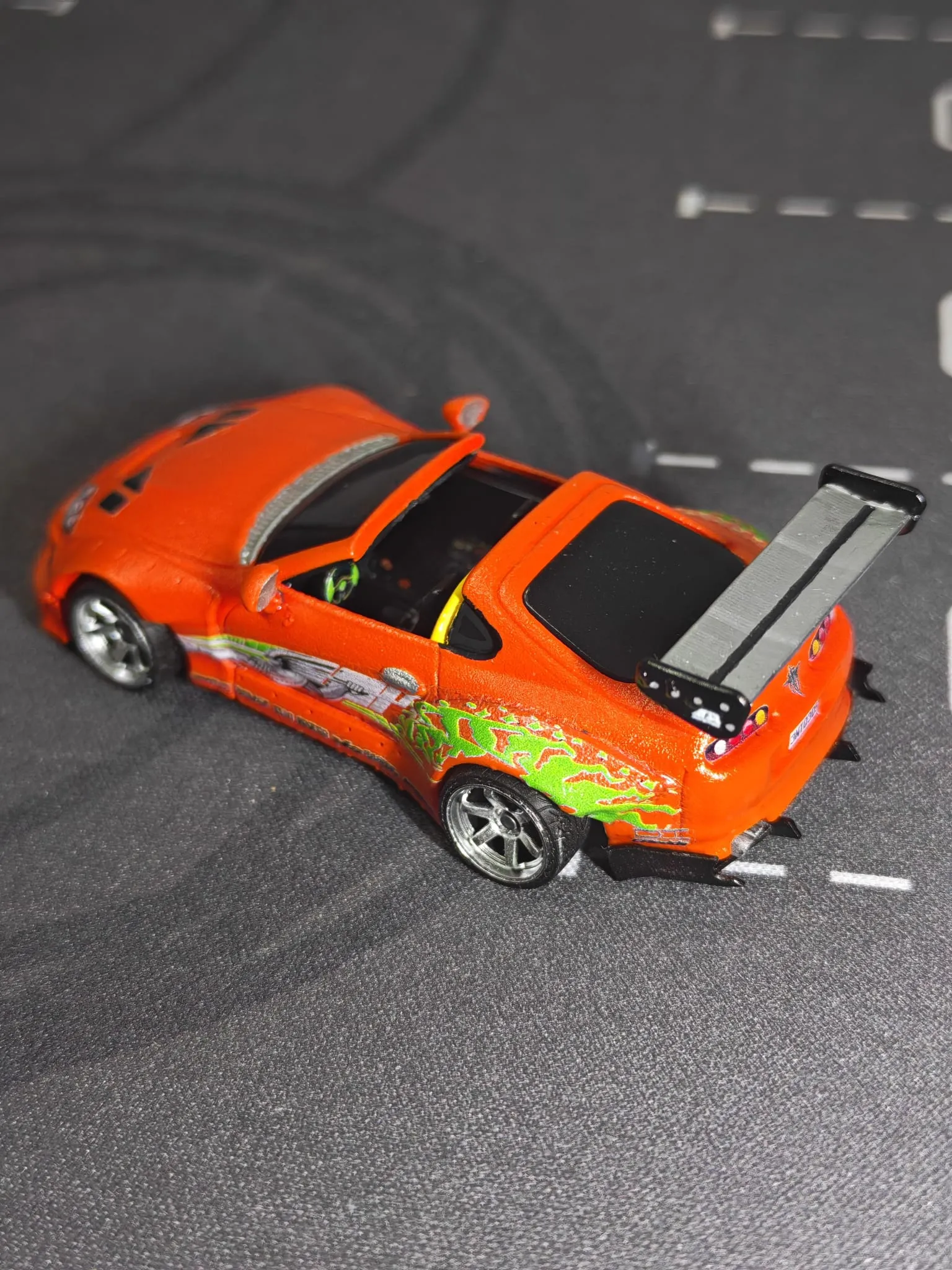 Brian Supra Premium 1/64 custom decal uygulama görseli 2 | Unicarts64