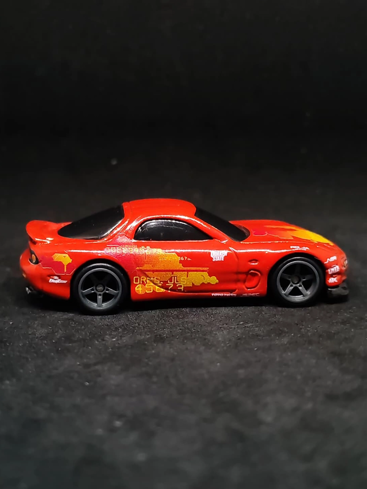 Orange Julius Rx7 1/64 custom decal uygulama görseli 6 | Unicarts64