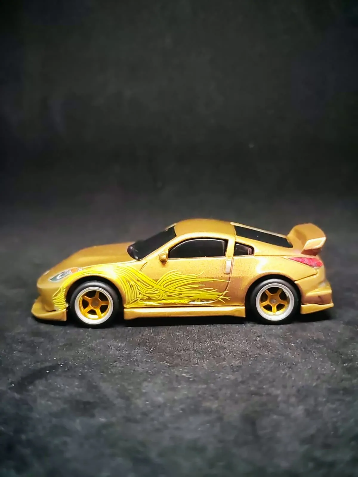 Morimoto 350Z 1/64 custom decal uygulama görseli 4 | Unicarts64
