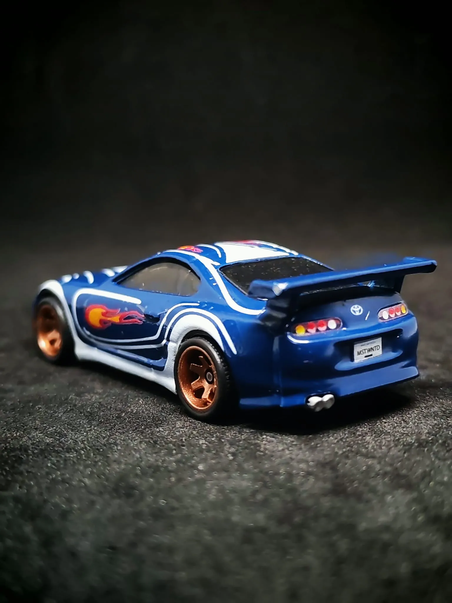 Blacklist Supra 1/64 custom decal uygulama görseli 5 | Unicarts64