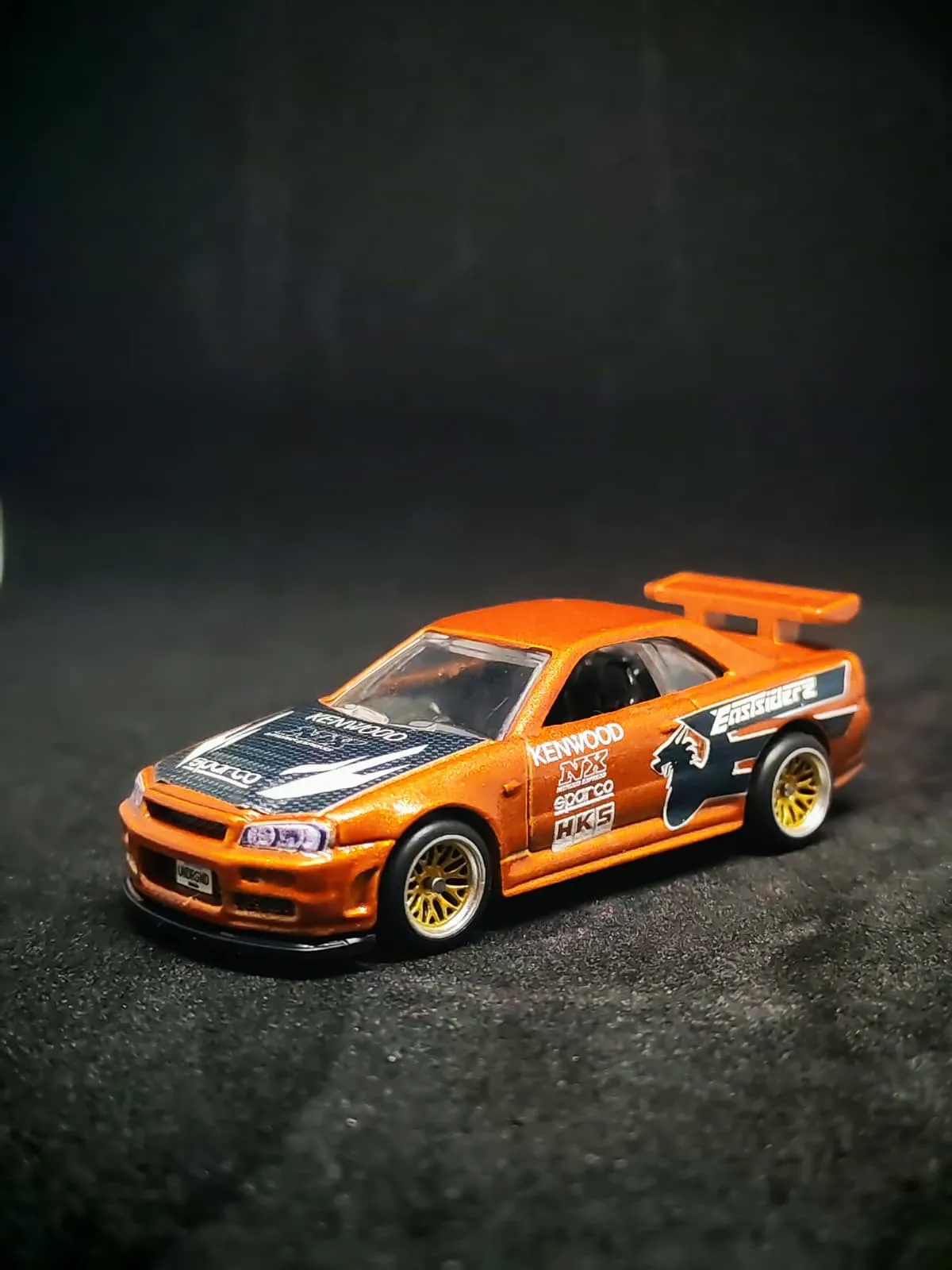 Eddie's GTR 1/64 custom decal uygulama görseli 3 | Unicarts64