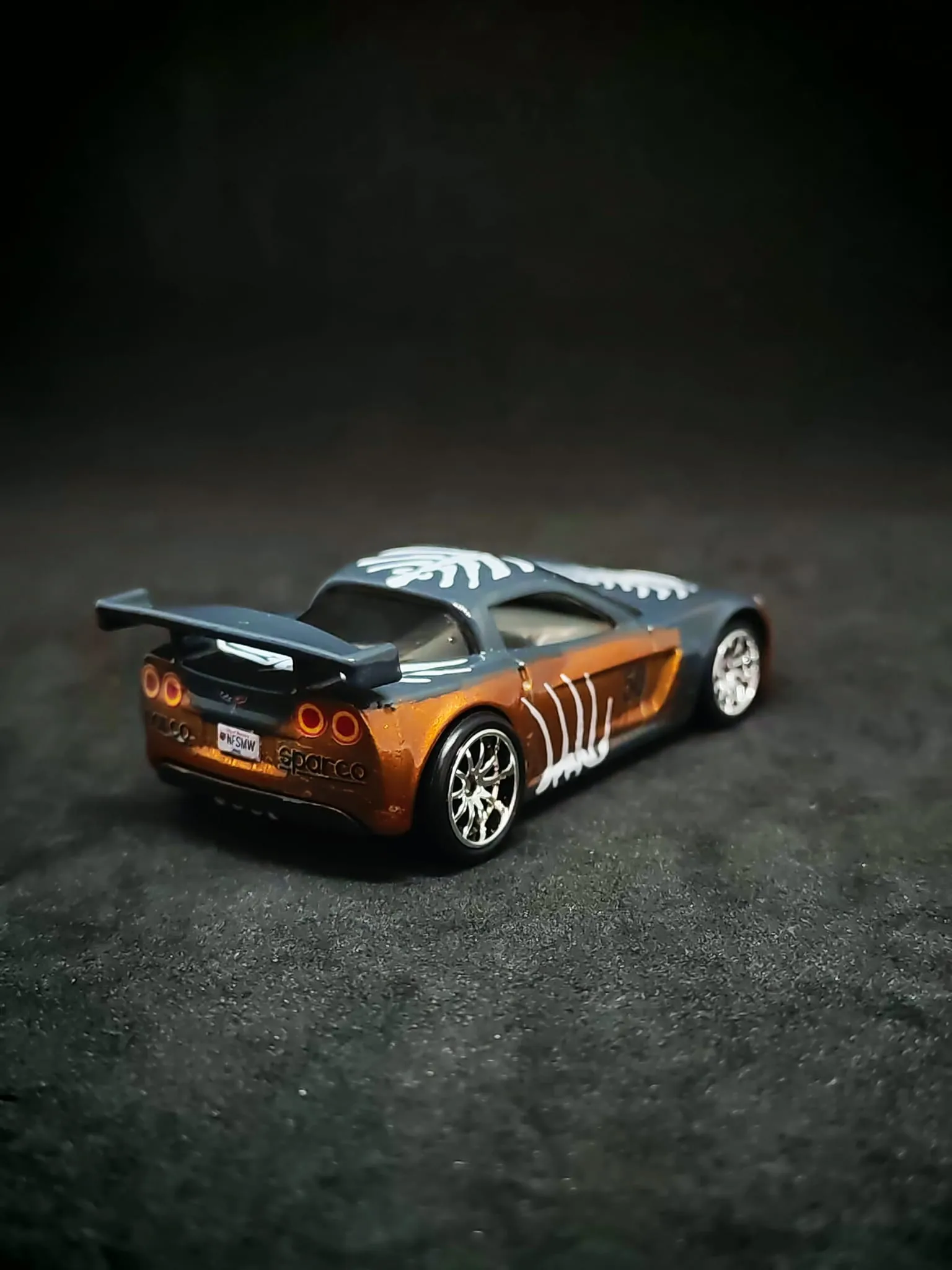 Blacklist Corvette 1/64 custom decal uygulama görseli 4 | Unicarts64