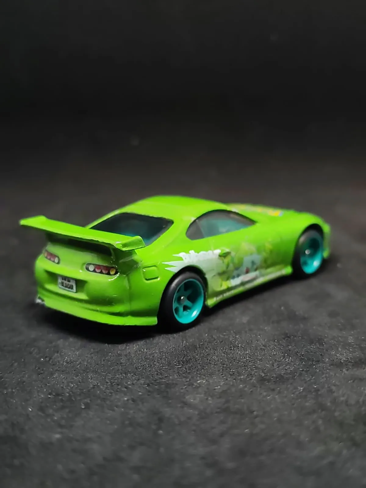 Bulbasaur 1/64 custom decal uygulama görseli 3 | Unicarts64