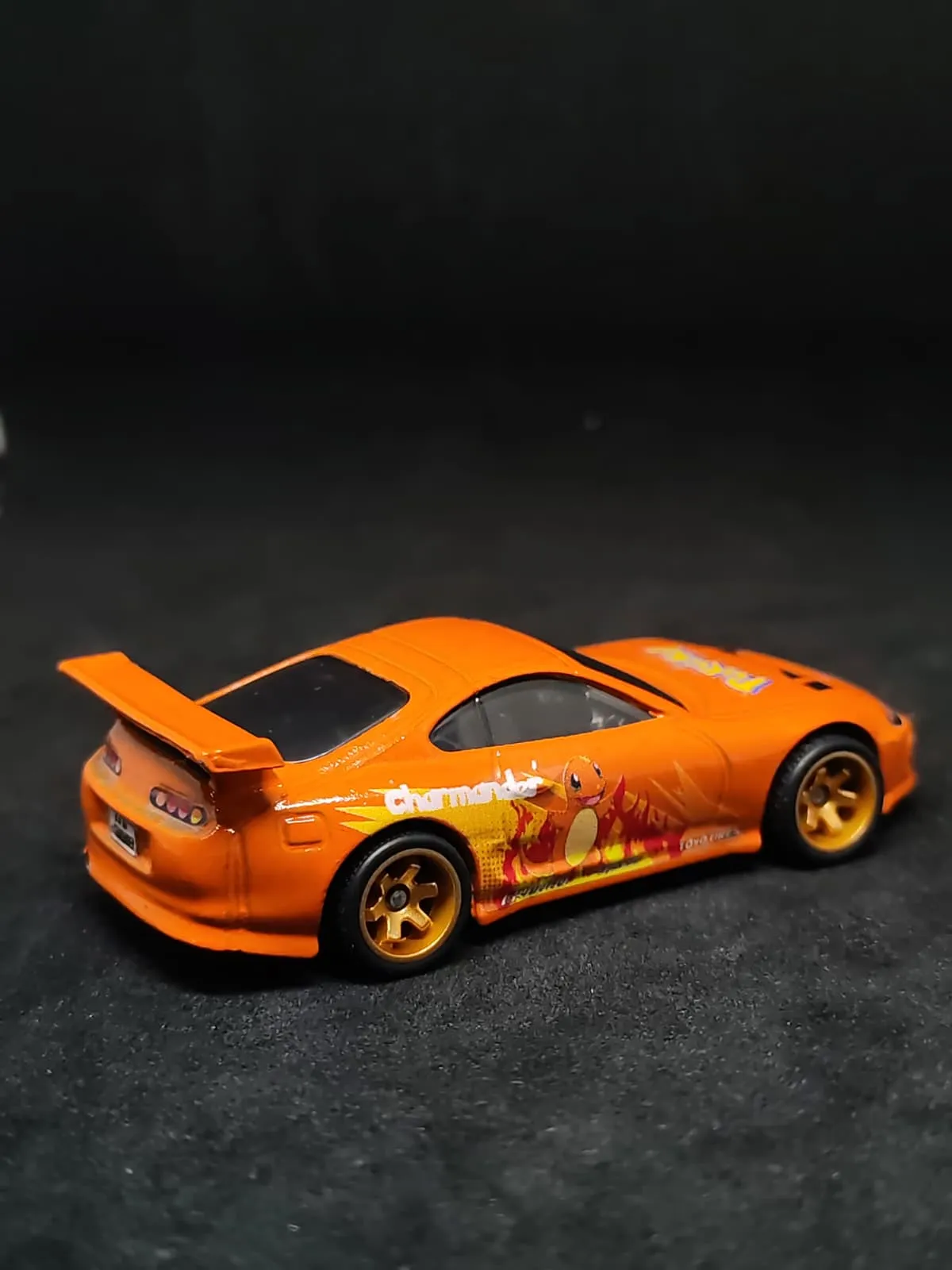 Charmander 1/64 custom decal uygulama görseli 4 | Unicarts64