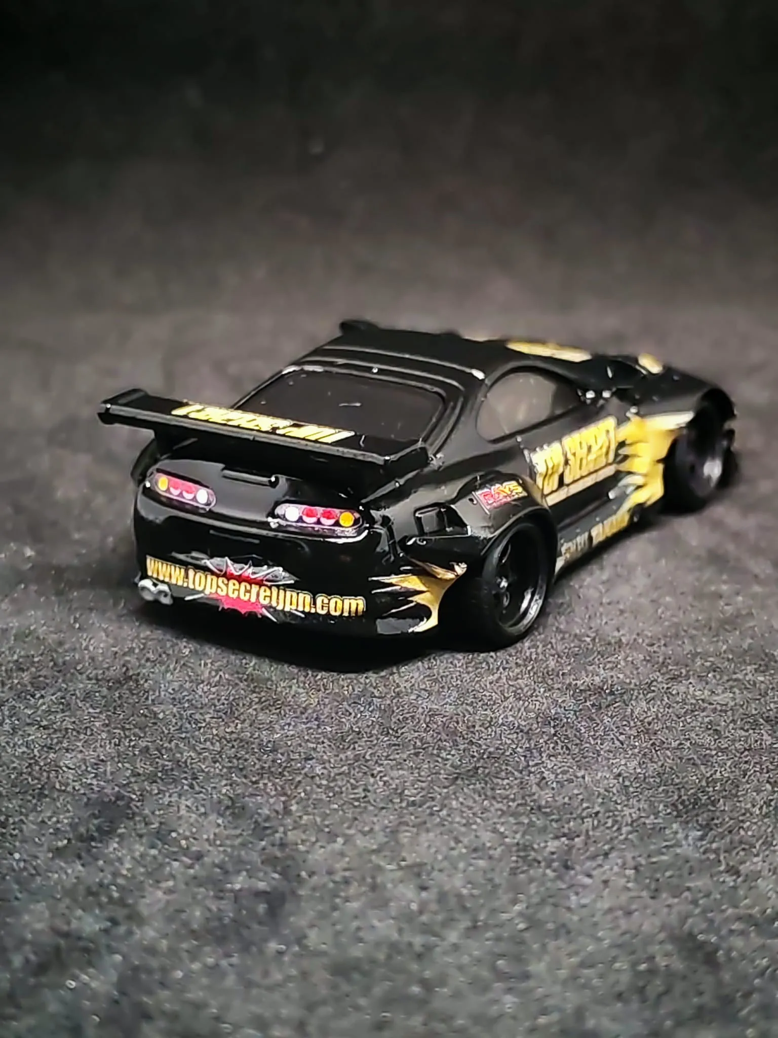 Top Secret 1/64 custom decal uygulama görseli 2 | Unicarts64