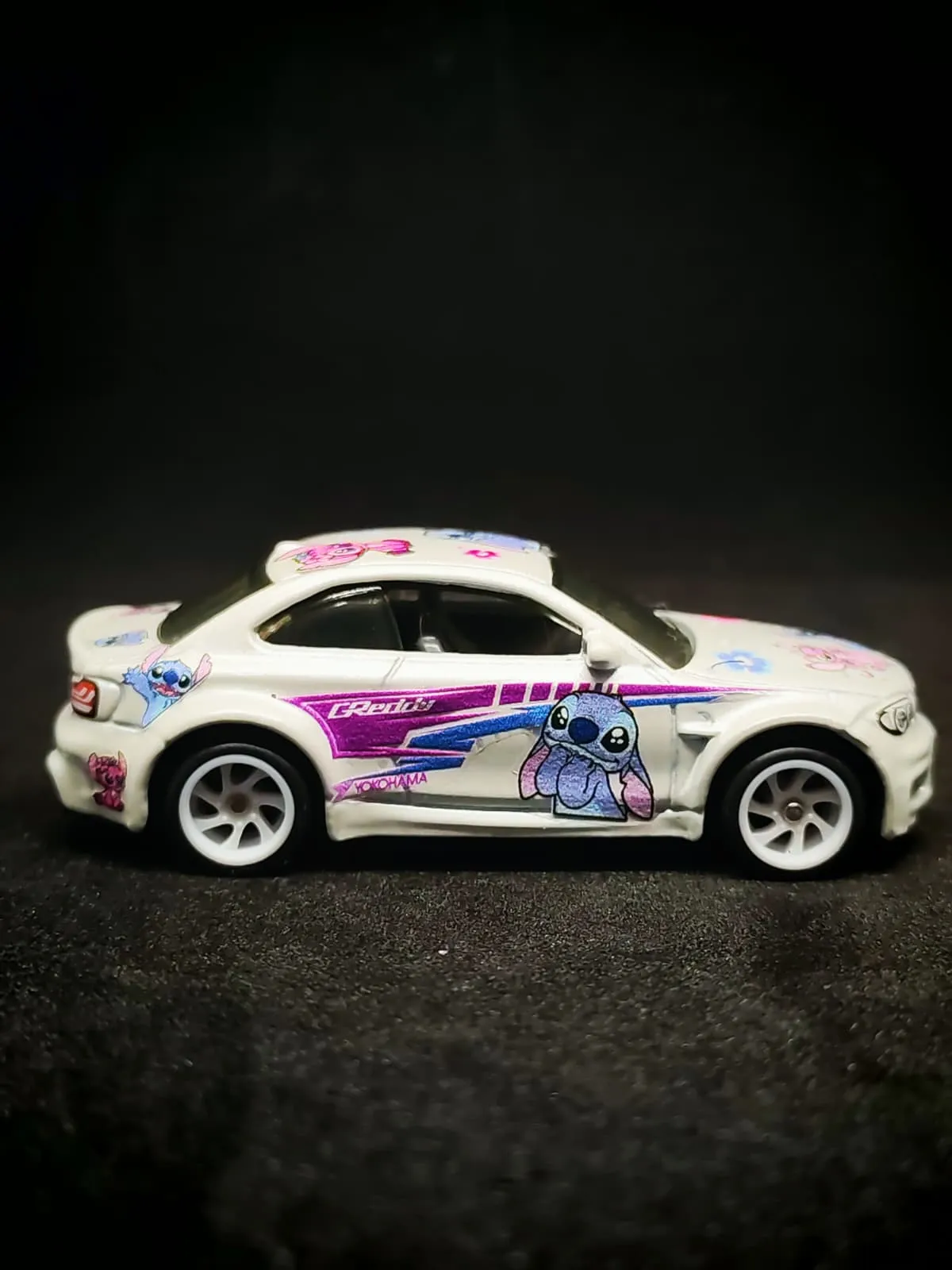 Stitch (Eski) 1/64 Hotwheels custom decal uygulaması | Unicarts64