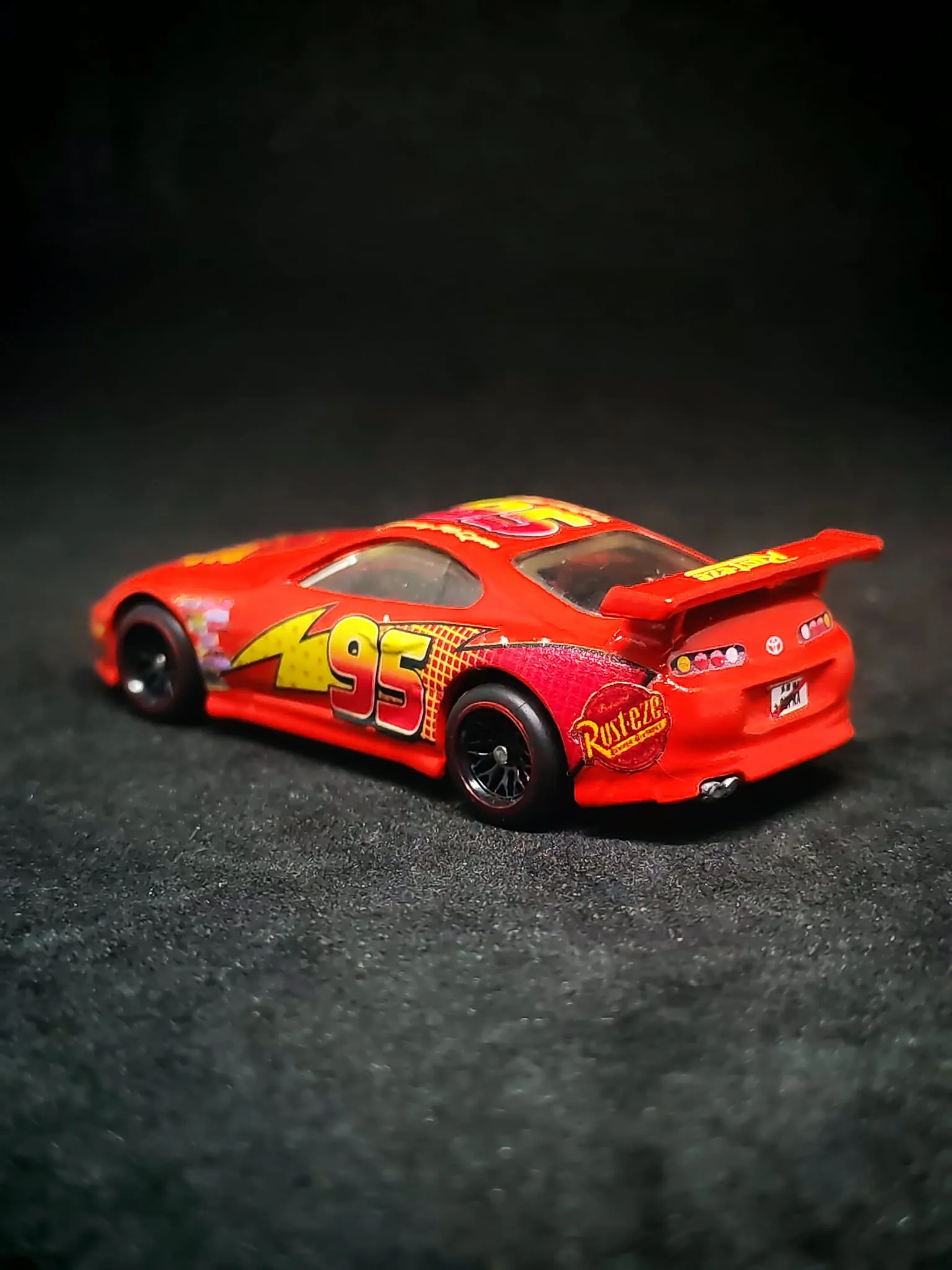 McQueen Supra 1/64 custom decal uygulama görseli 3 | Unicarts64