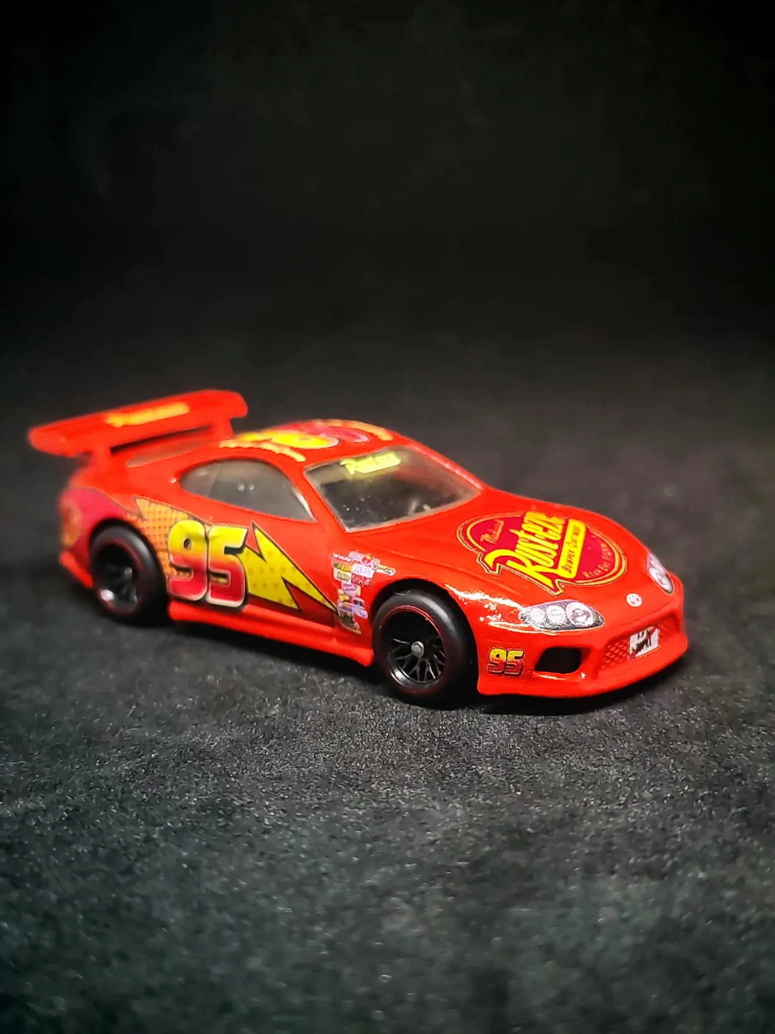 McQueen Supra 1/64 custom decal uygulama görseli 4 | Unicarts64