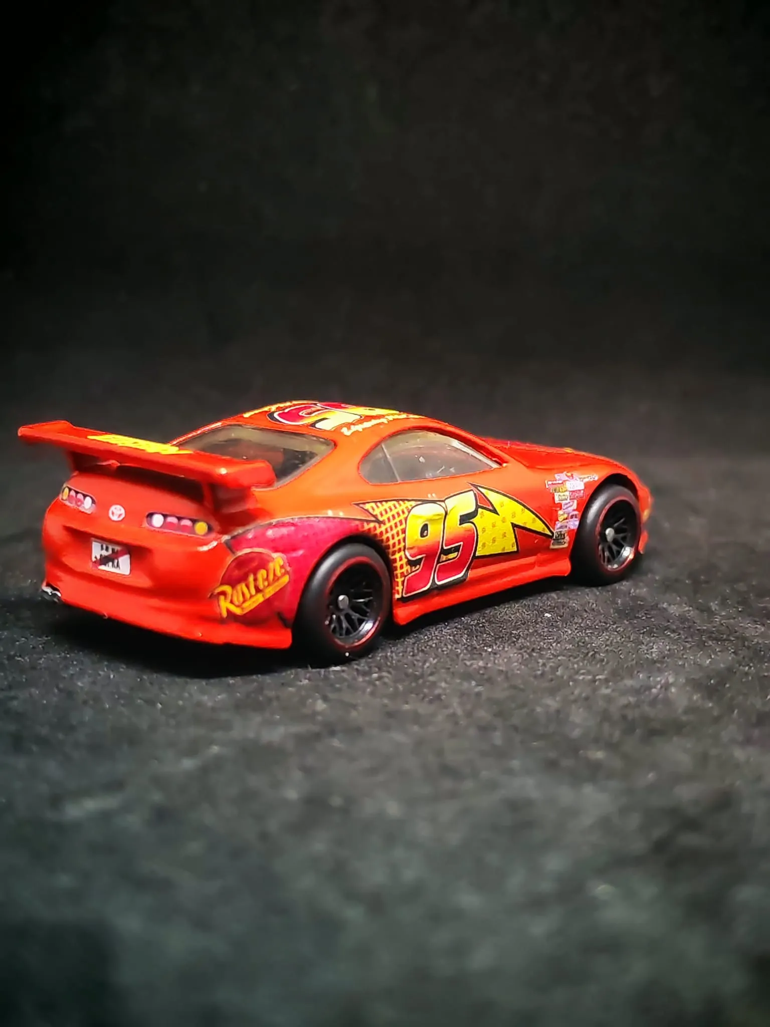 McQueen Supra 1/64 custom decal uygulama görseli 6 | Unicarts64